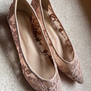 Women's Beige Lace Flats